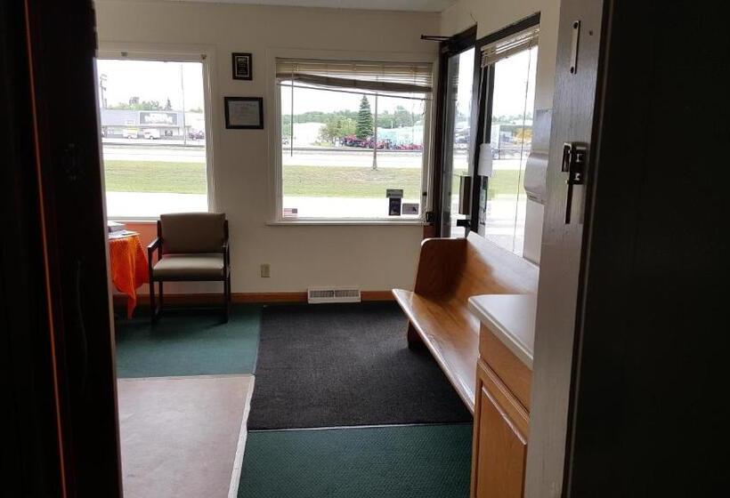 فندق Budget Host Inn