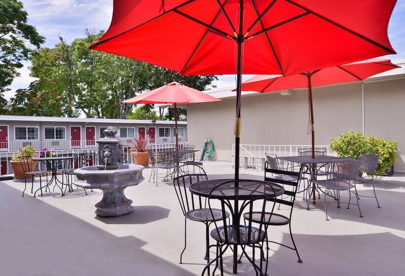 Hotel Campus Inn & Suites Eugene Downtown