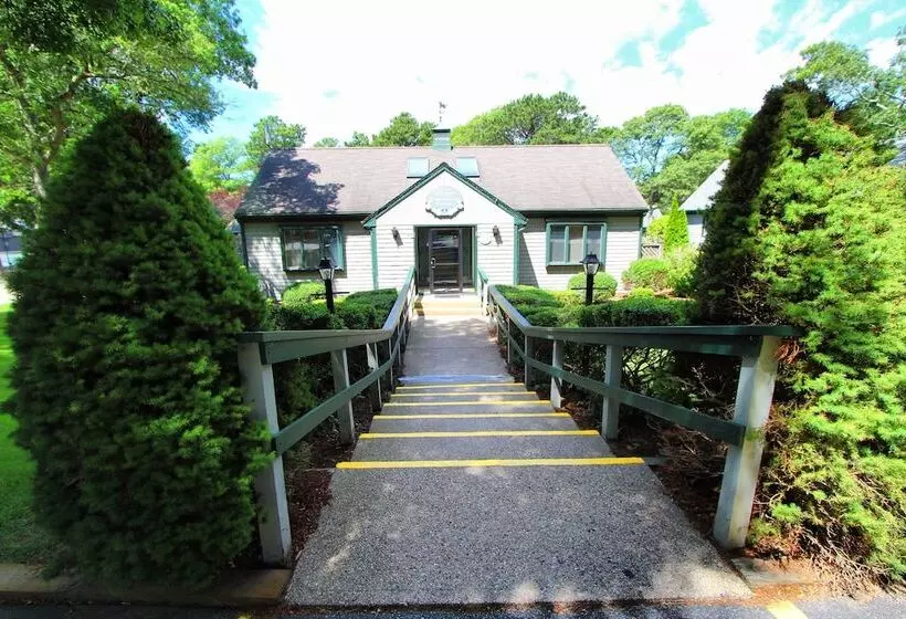 هتل Cape Cod Holiday Estates, A Vri Resort