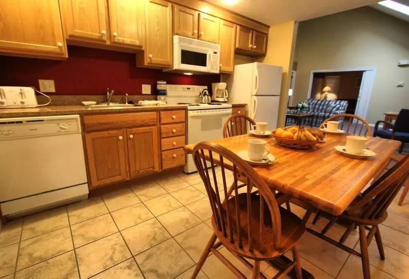 هتل Cape Cod Holiday Estates, A Vri Resort