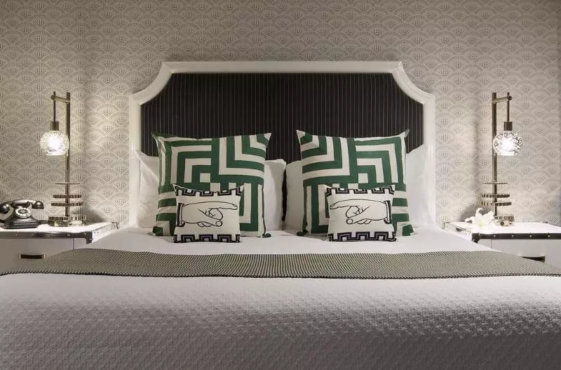 ホテル Carlyle Inn