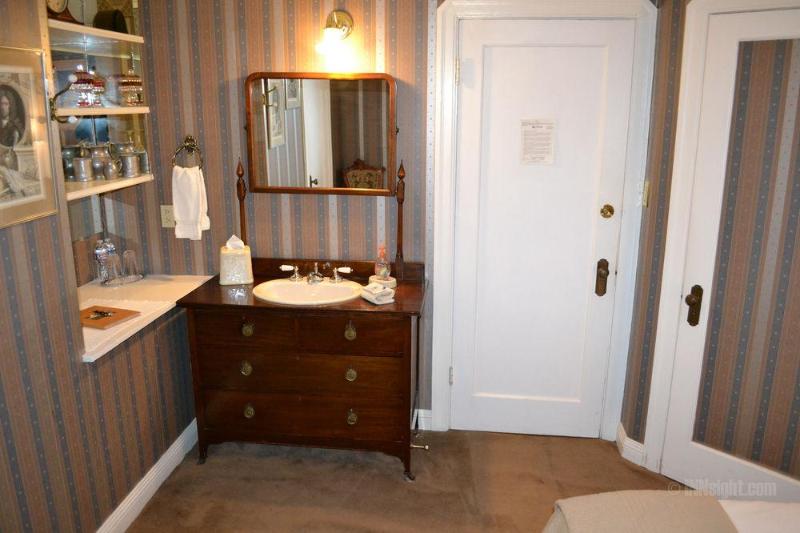 בית מלון כפרי Cedar Gables Inn