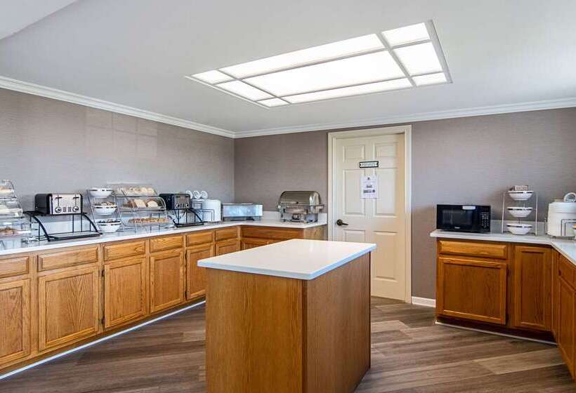 فندق Clarion Inn Willow River