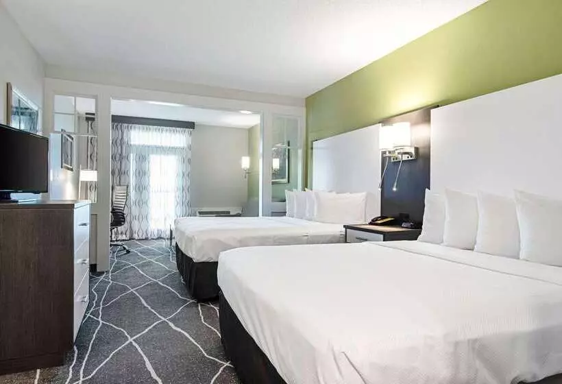 호텔 Clarion Inn Willow River