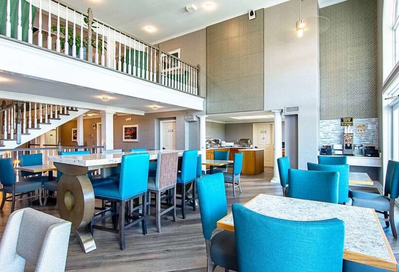 فندق Clarion Inn Willow River