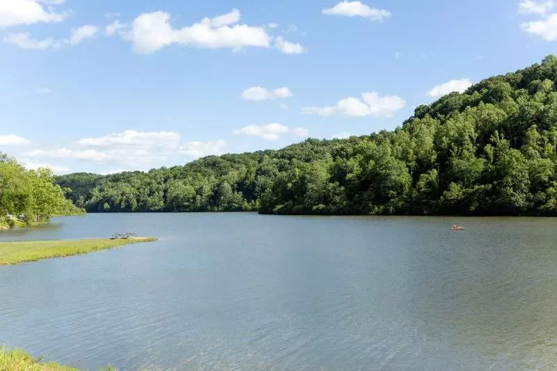 בית מלון כפרי Knights Inn  Athens, Oh