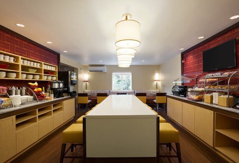 فندق Mainstay Suites Raleigh Cary