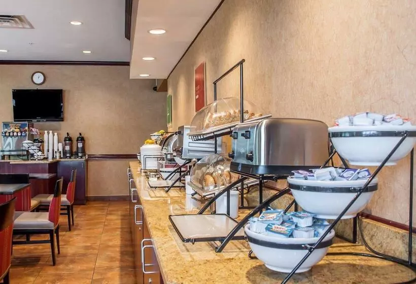 هتل Quality Inn Near Walden Galleria Mall