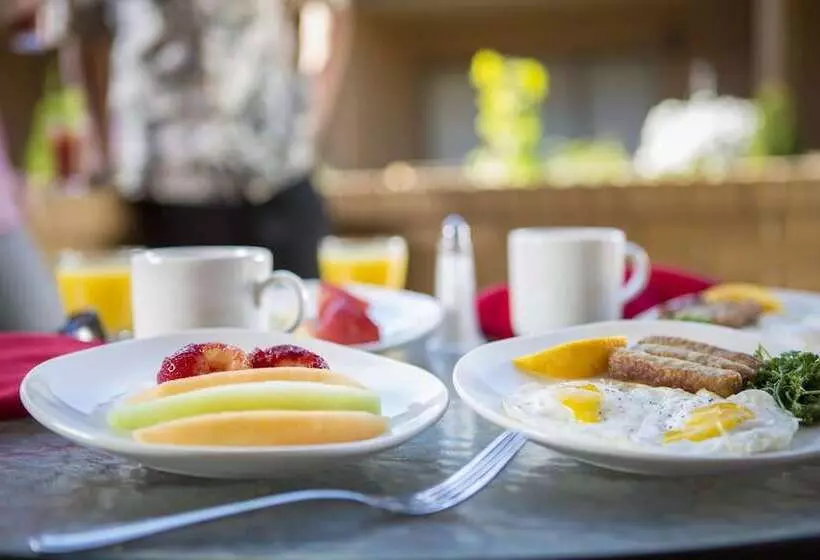 Red Lion Hotel Yakima Center