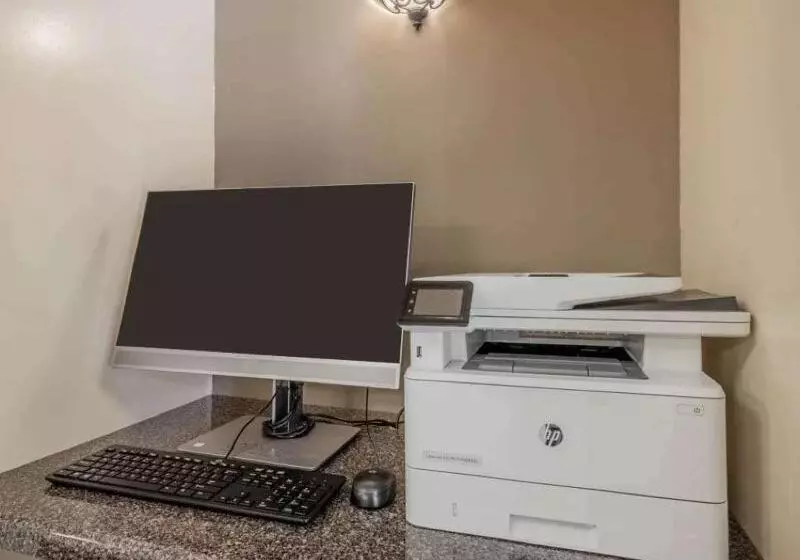 ホテル Sonesta Simply Suites Albuquerque