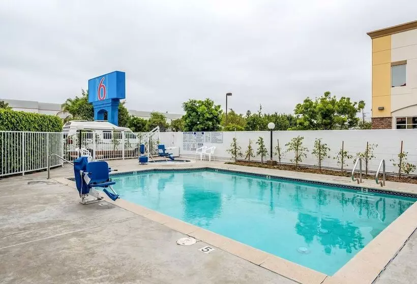 Motel 6 Gardena, Ca   South
