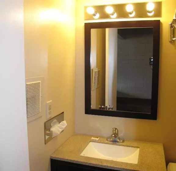 모텔 West Inn Nau  Downtown Flagstaff