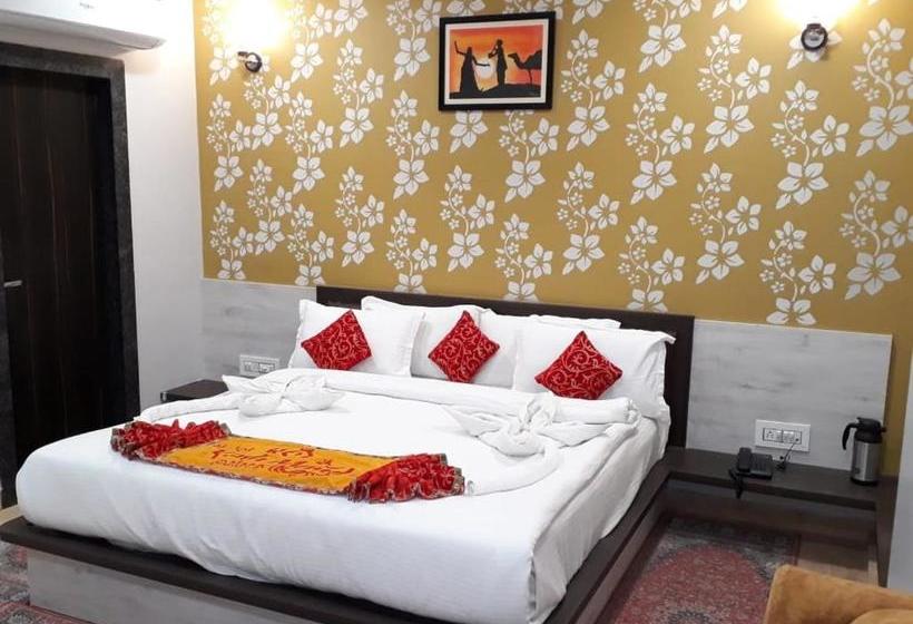 هتل Kala Mandir Palace