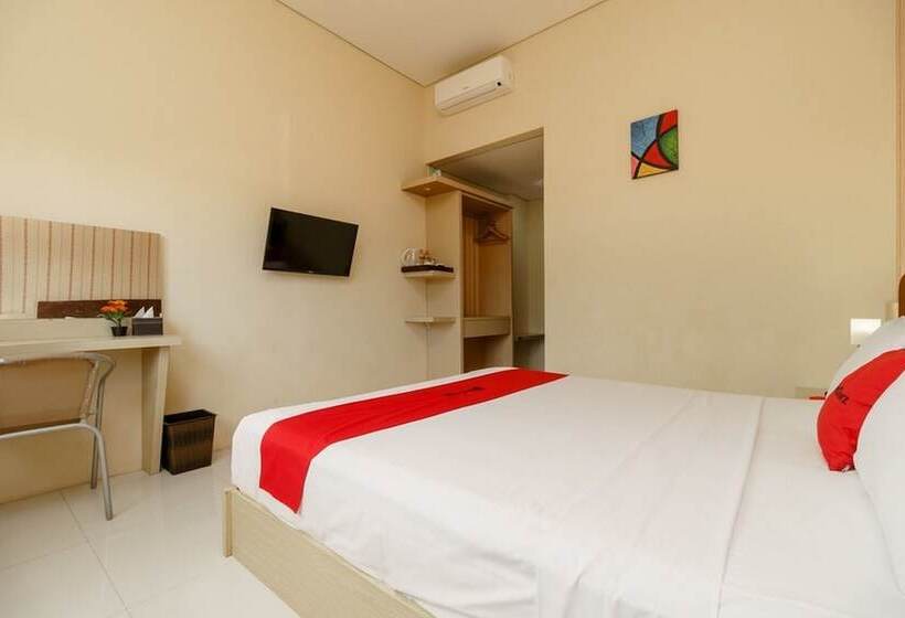 فندق Reddoorz Plus Near Sangkareang Park