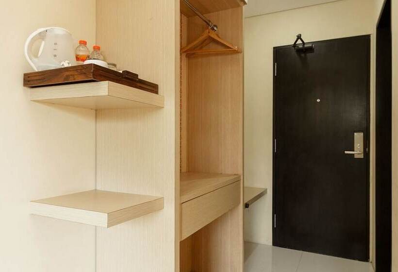 فندق Reddoorz Plus Near Sangkareang Park