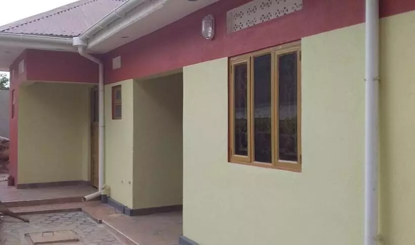 مُتل Hoima Breeze