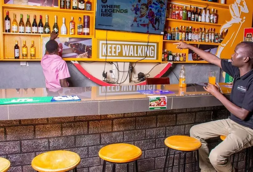 مُتل Hoima Breeze