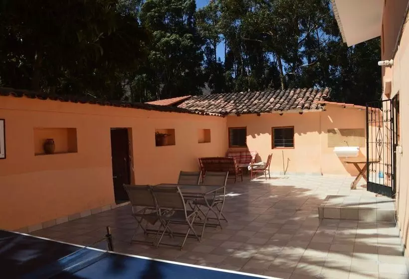 پانسیون Pirwa Urubamba Eco Hostel