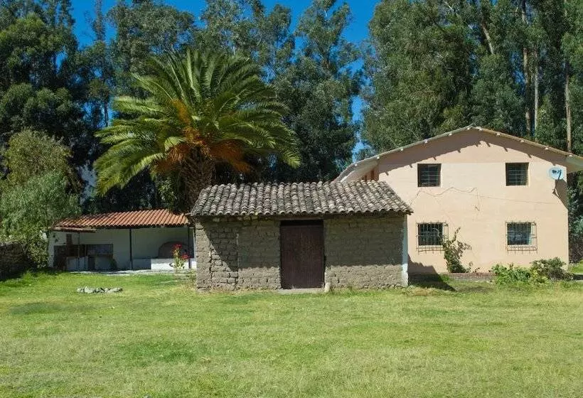 پانسیون Pirwa Urubamba Eco Hostel