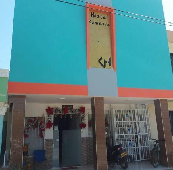 پانسیون Hostal Kumbaya