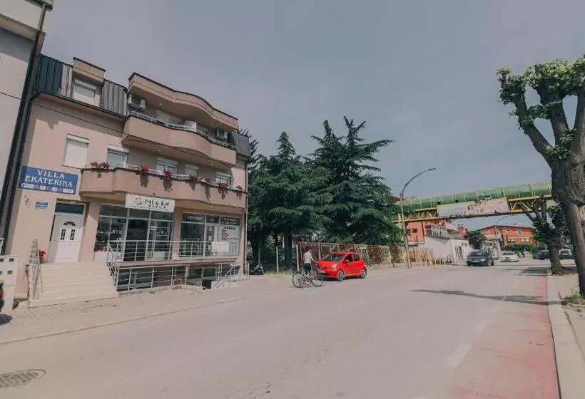 پانسیون Villa Ekaterina