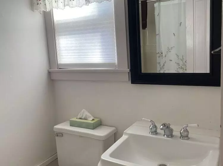 Aamiaismajoitus (B&B) Swanson Inn Of Vermont