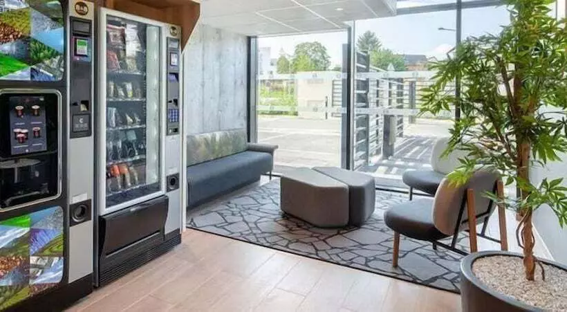 B&b Hotel Igny Palaiseau