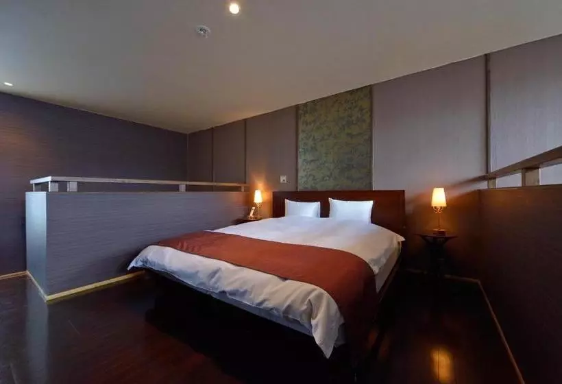 ホテル Kotengu Sanroji