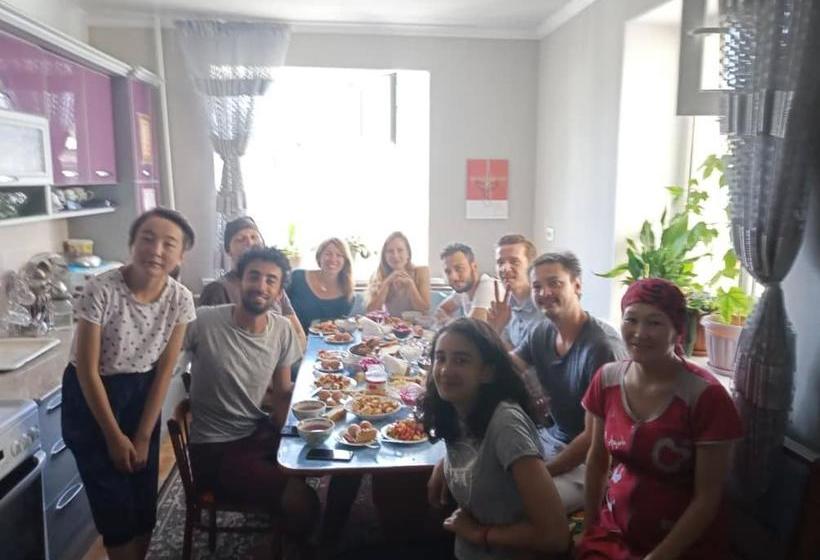 پانسیون Max Guest House