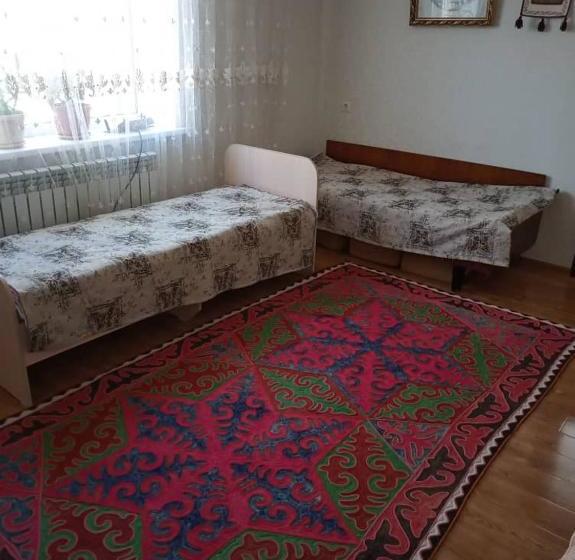 پانسیون Max Guest House