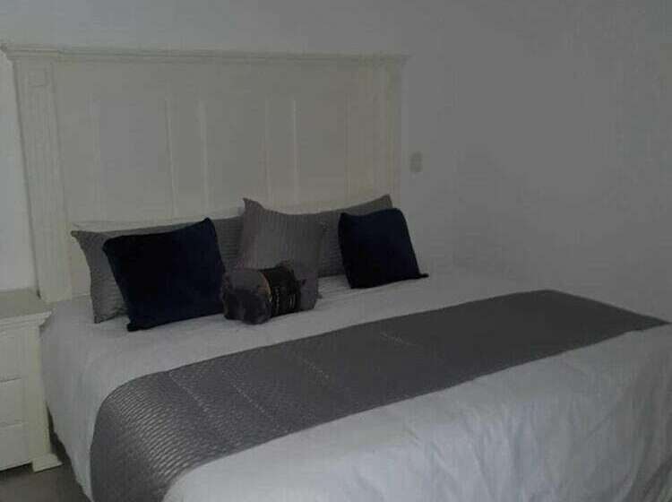 فندق Estancia Real