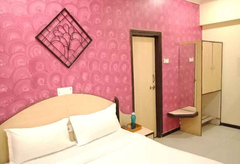 هتل Galaxy Imperial Aurangabad