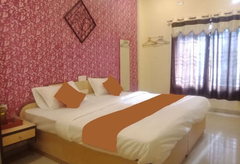 هتل Galaxy Imperial Aurangabad