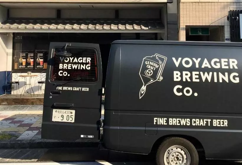 Django Hostel & Lounge