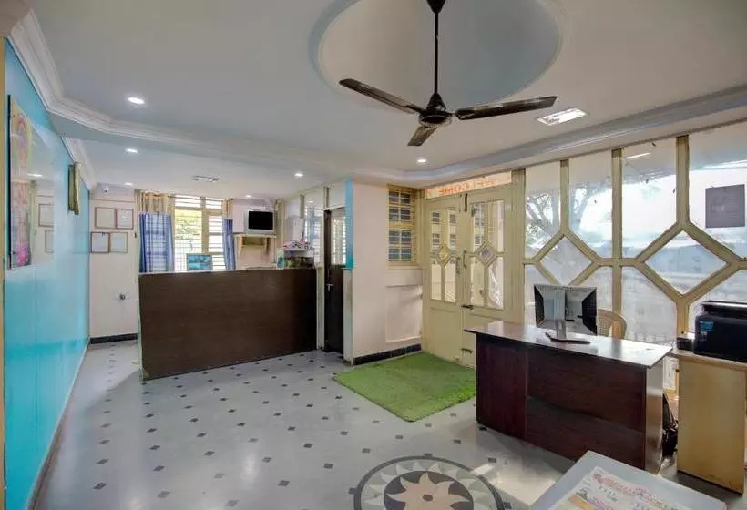 Hotelli Spot On 41554  Sri Thirumala Paradise
