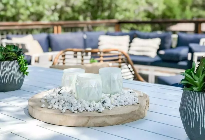 Hotelli Stonewall Motor Lodge