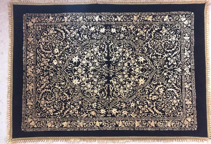 پانسیون Boutique Alisher