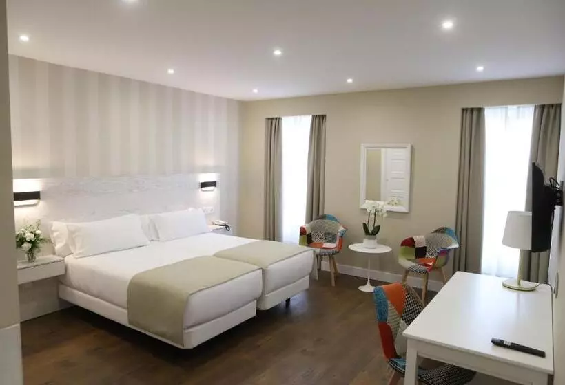 ペンション Vía Xix