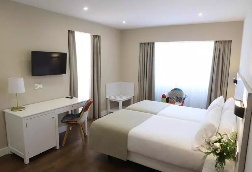 ペンション Vía Xix