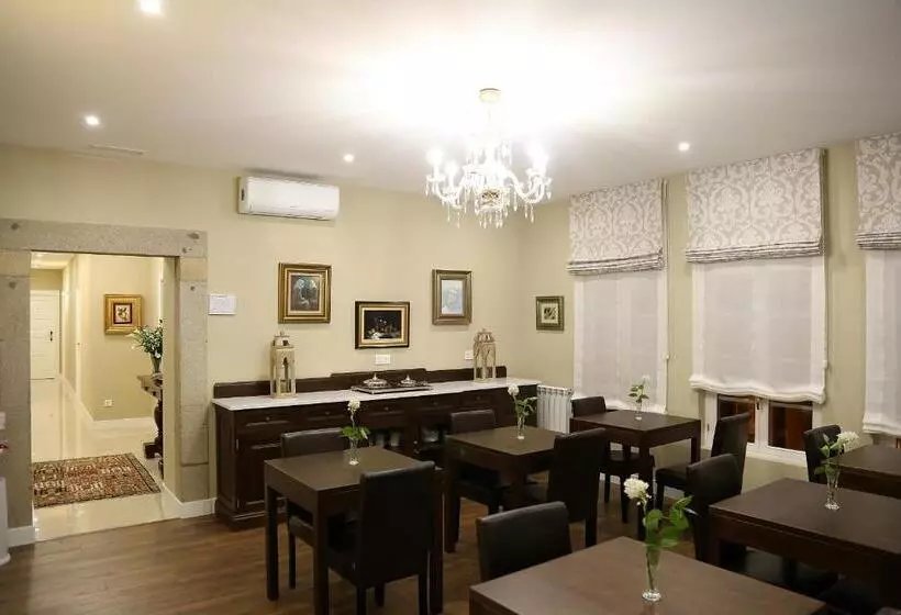 ペンション Vía Xix