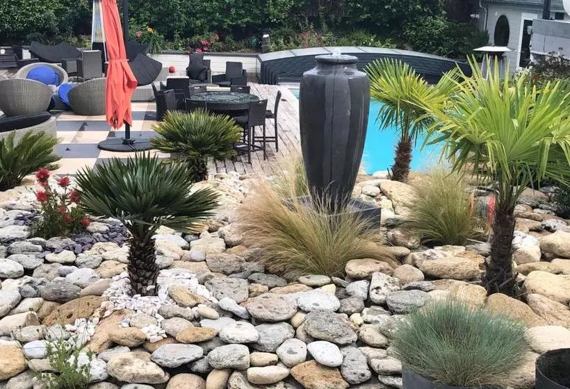 ホテル La Piscine