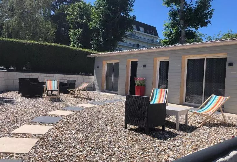 ホテル La Piscine