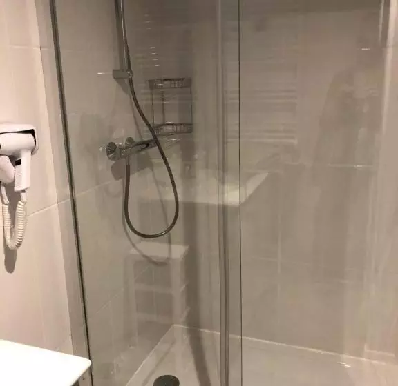 ホテル La Piscine