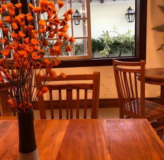 هتل Recanto Do Ouro