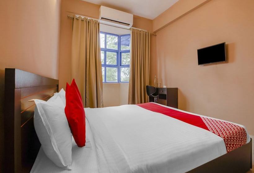 Hotell Oyo Flagship 39299 Aqualura