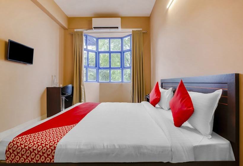 Hotell Oyo Flagship 39299 Aqualura