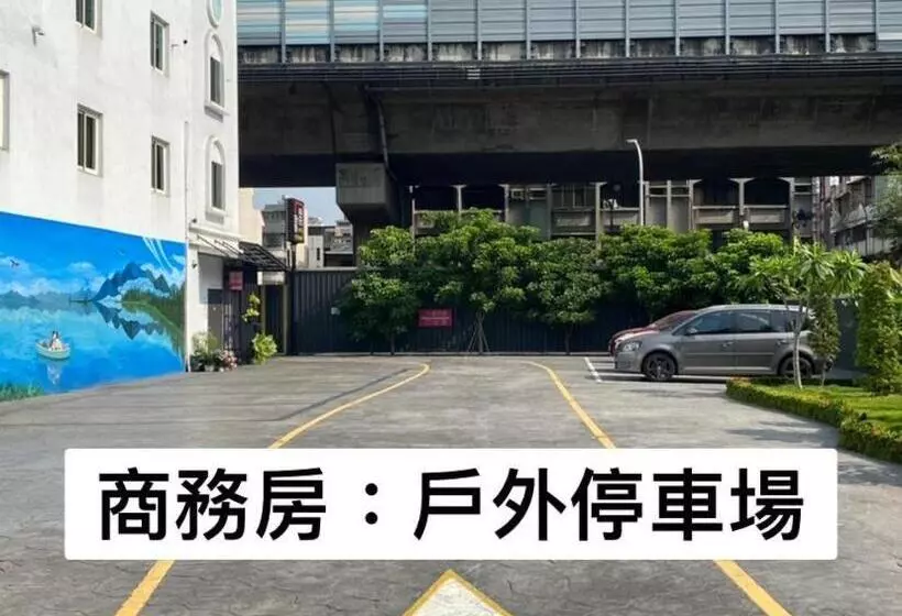 Ouge Motel Fengshan