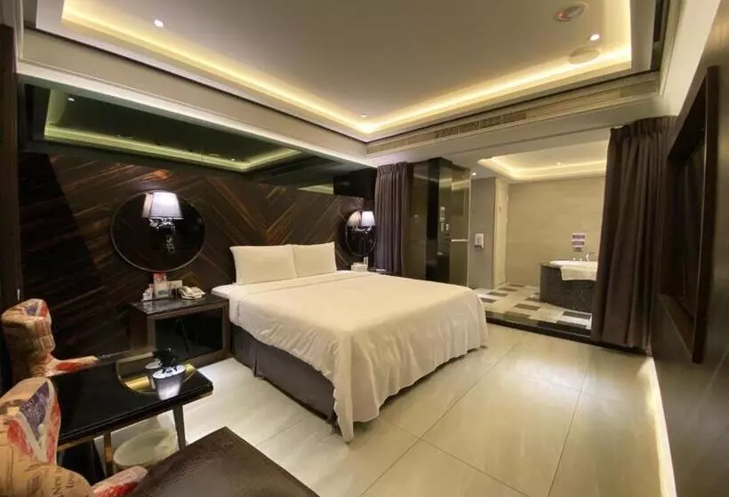 Ouge Motel Fengshan