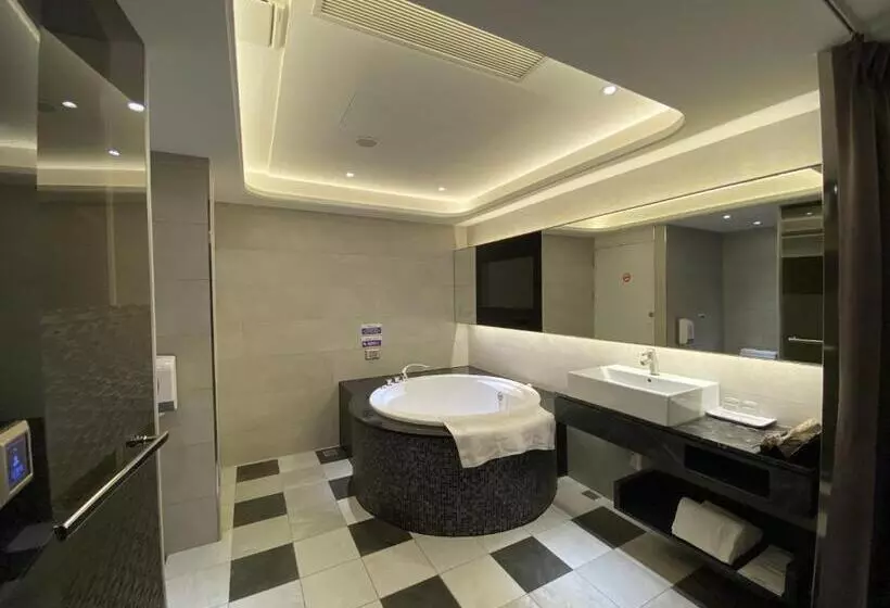 Ouge Motel Fengshan