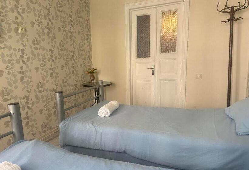 پانسیون Babhome